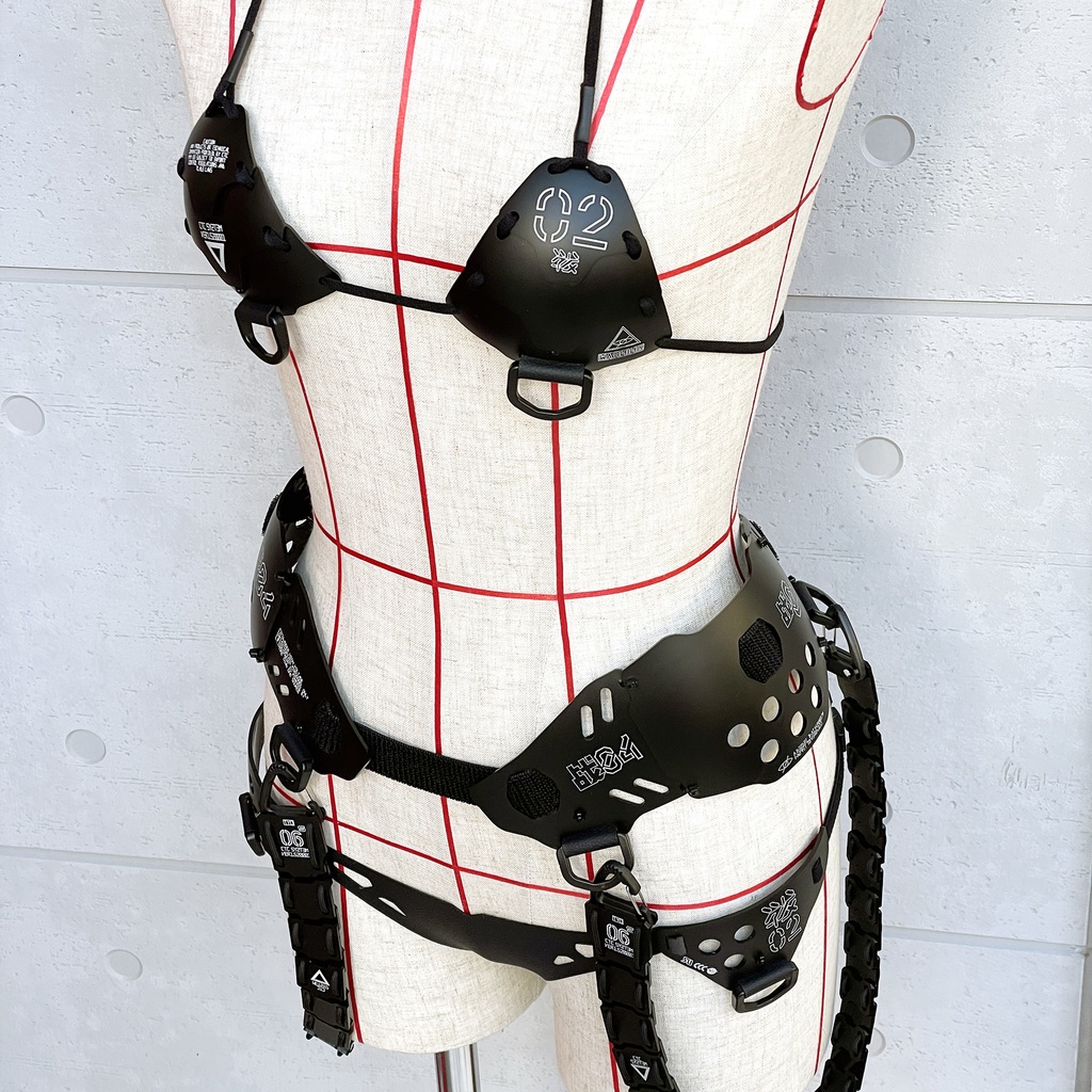 装甲ガーターベルトユニット