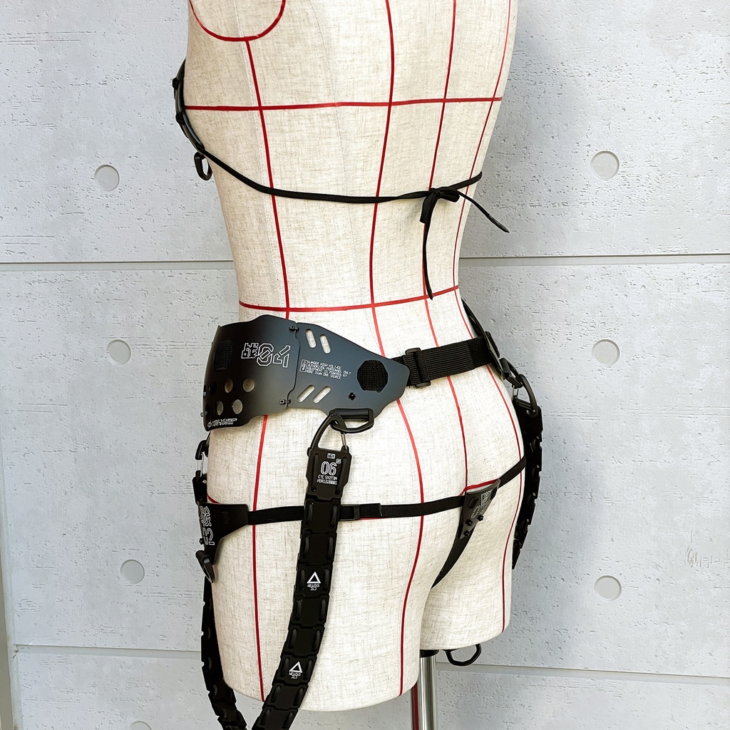 中央町戦術工芸 装甲ガーターベルトユニット ＋ パンティユニット