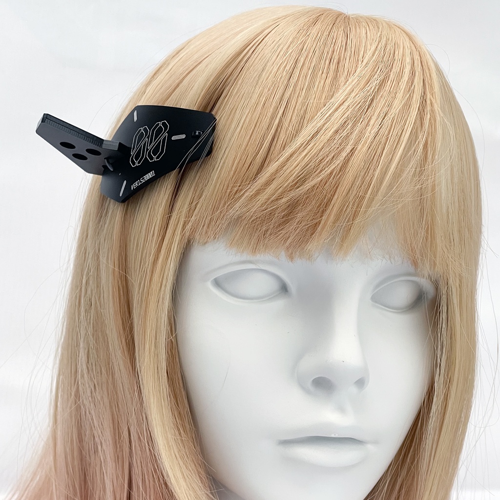 垂直尾翼バレッタユニット