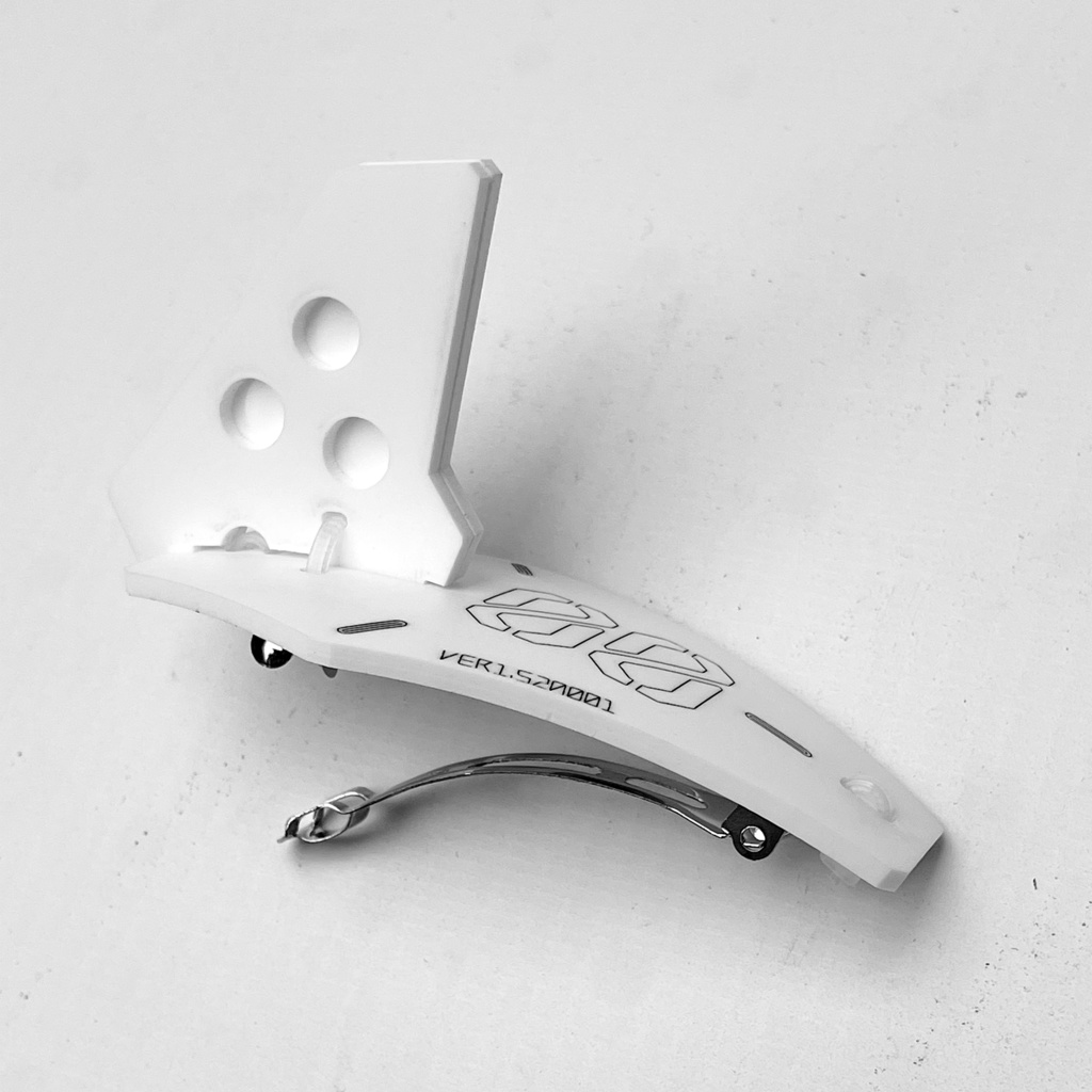 垂直尾翼バレッタユニット