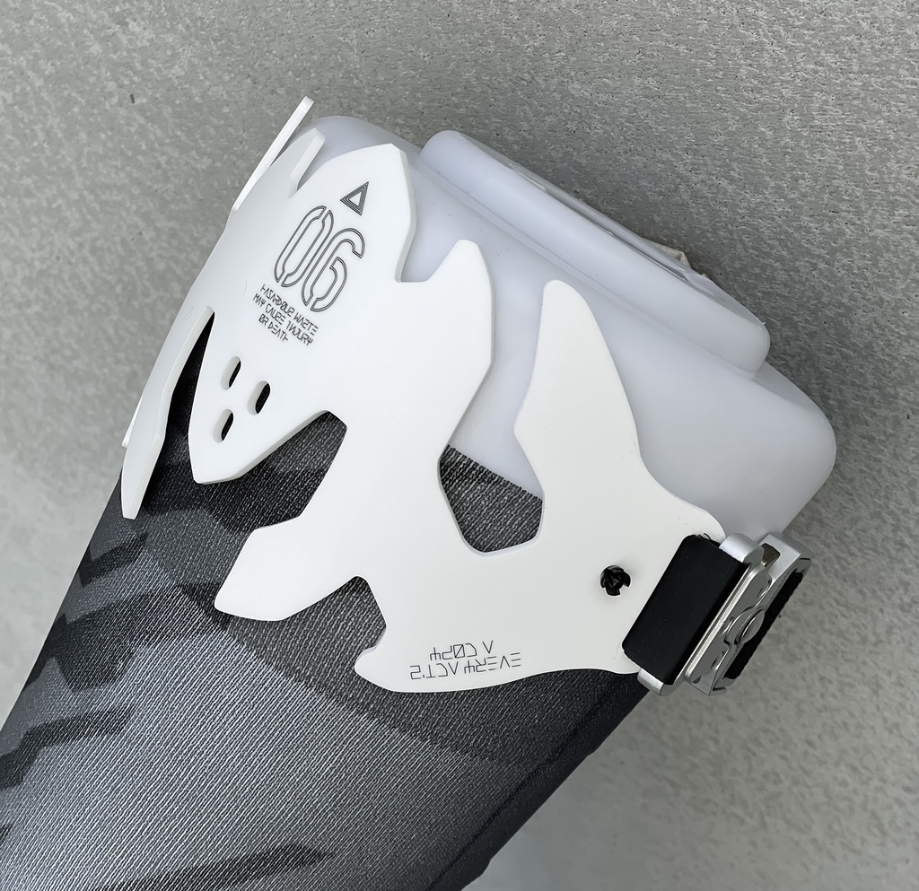 装甲レッグベルト06