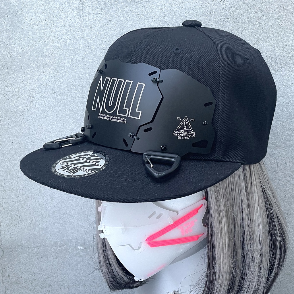 装甲フラットバイザーキャップ