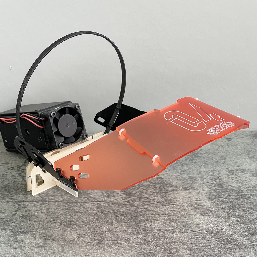 装甲サンバイザーユニット04