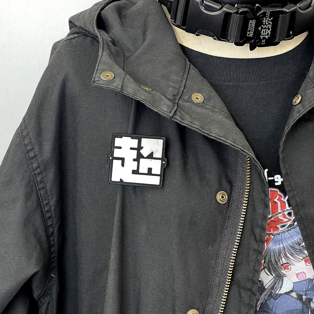 超アクリルブローチ