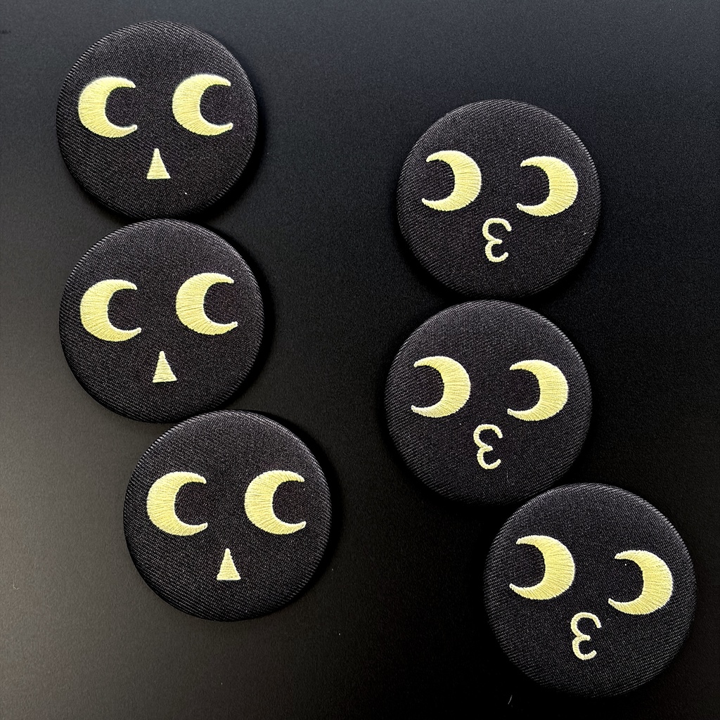 「ム責任集合体」刺繍缶バッチ