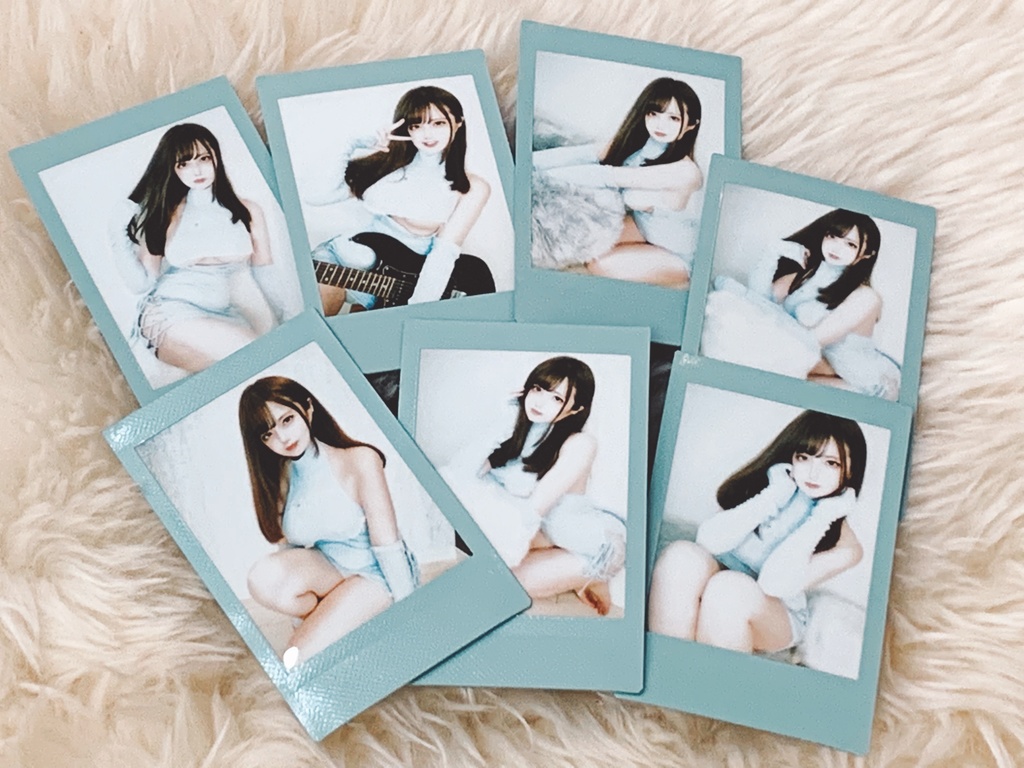 胸ジッパーちゃん🎸ランダムチェキ＋ランダムブロマイドセット