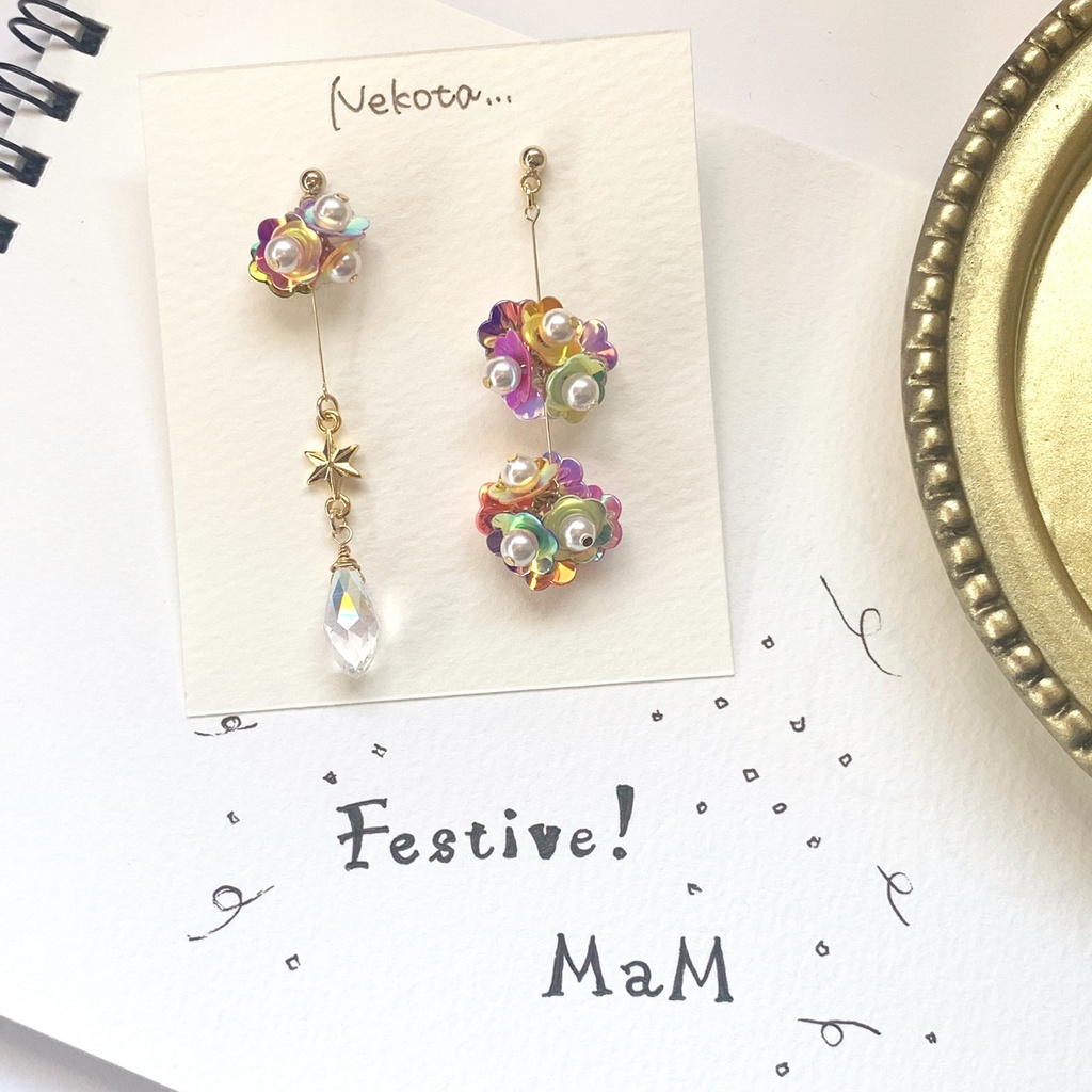 MaM Festive!イメージ 揺れるアシンメトリーピアス/イヤリング