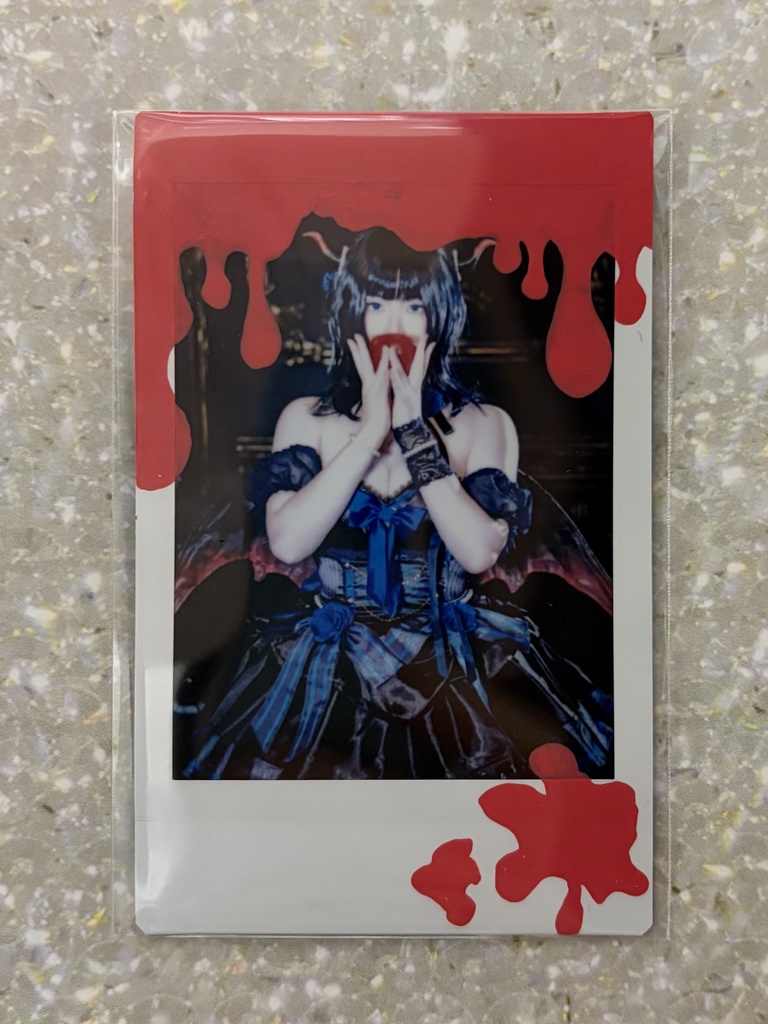 朝香果林チェキ 悪魔衣装縦
