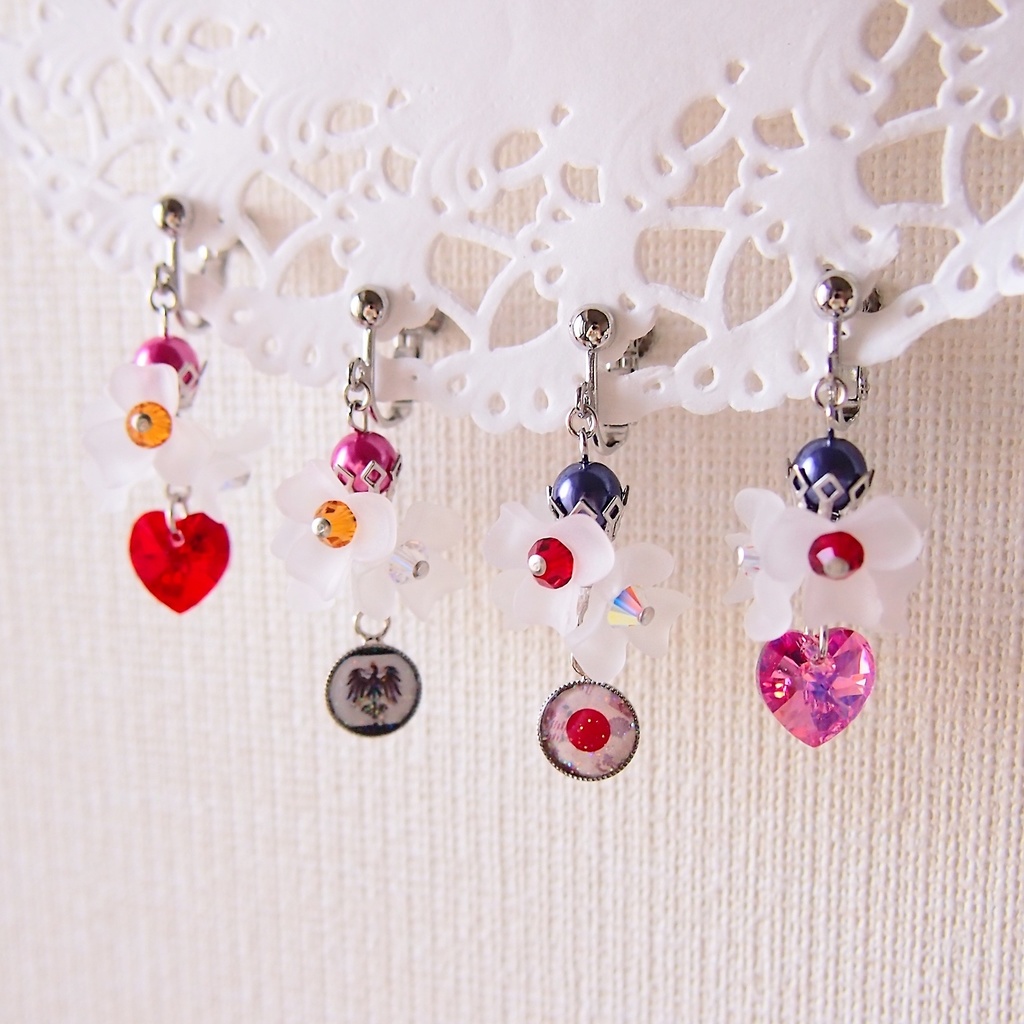 【独伊日普】国旗カラーお花イヤリング