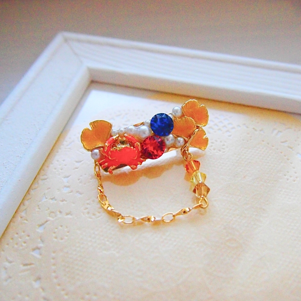 銀杏と蟹 父水ブローチ