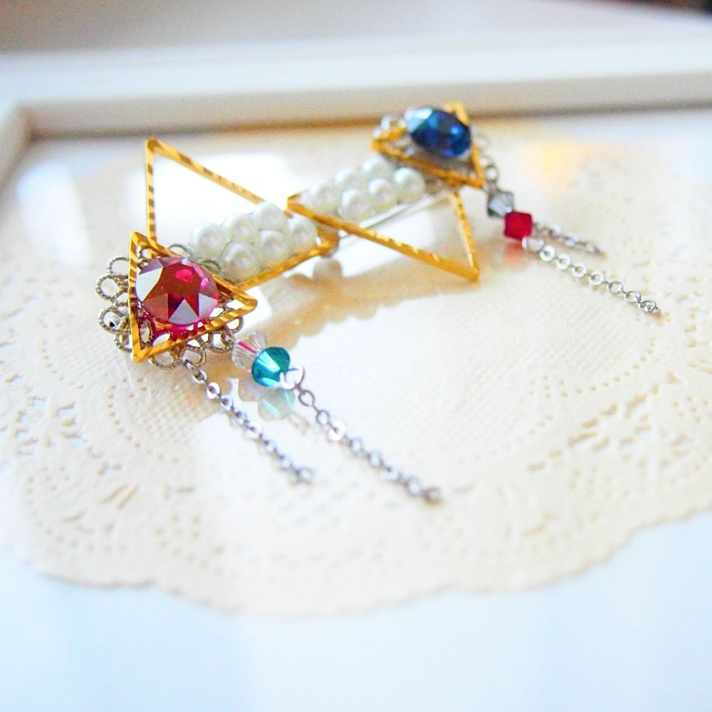 【2種】トライアングル 父たち ブローチ