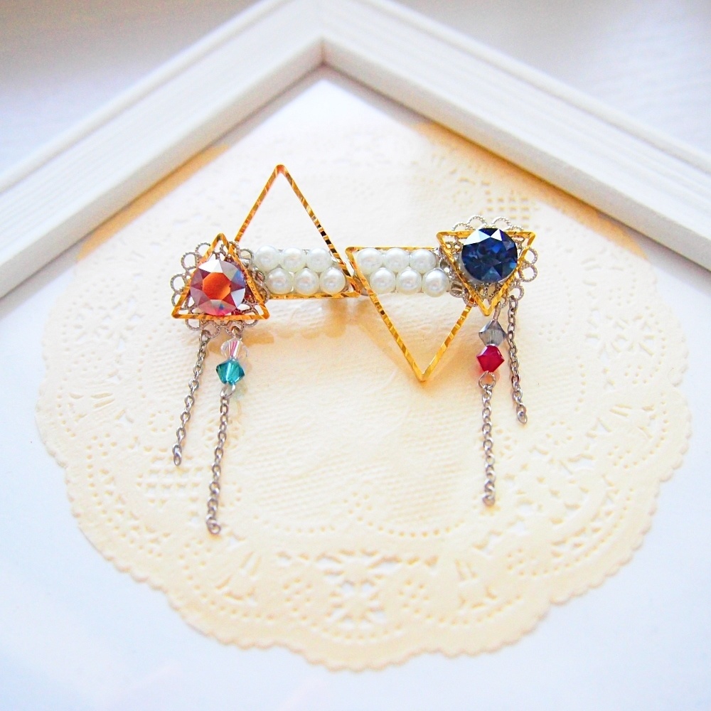 【2種】トライアングル　父たち　ブローチ