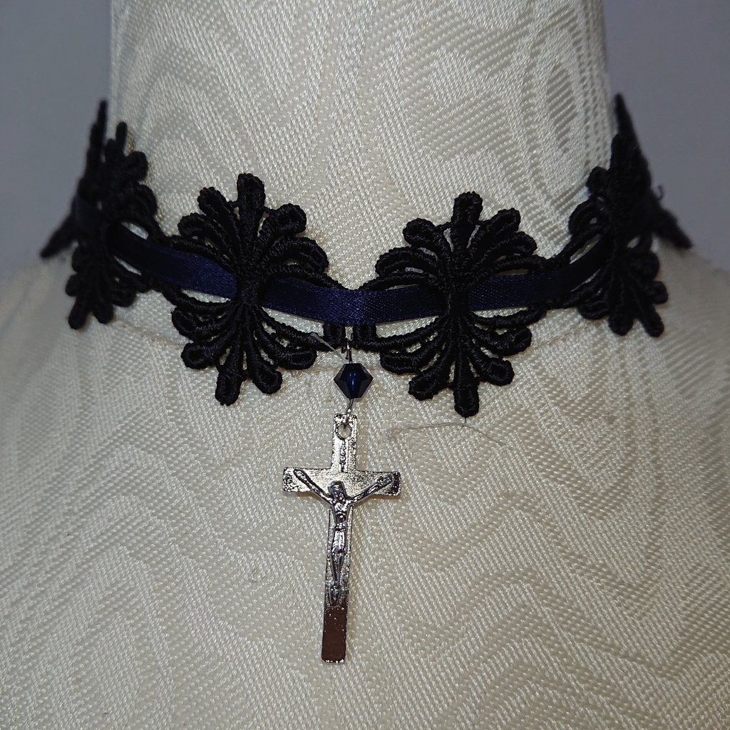 ブルームクロスレースチョーカー