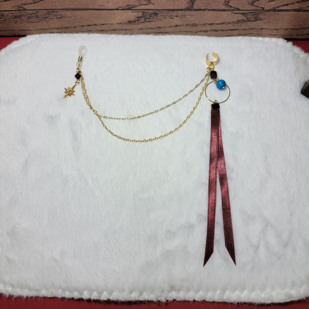 純真な機織りのバラッドオーエンイメージグラスチェーンイヤーカフ