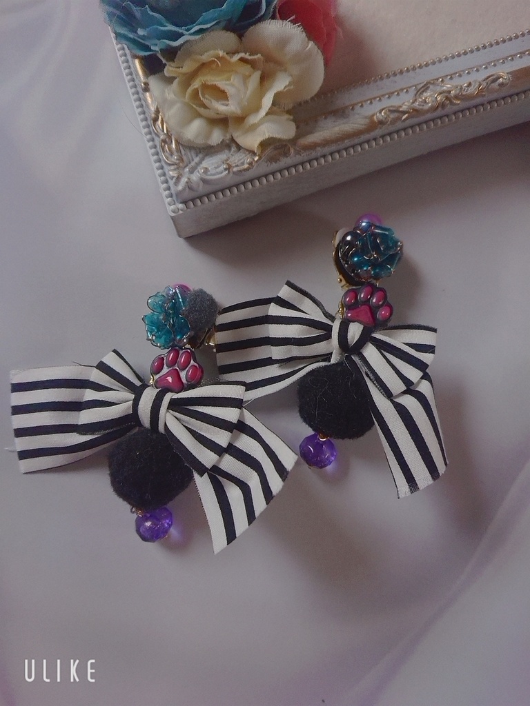 ツイステ イメージ  イヤリング グリム