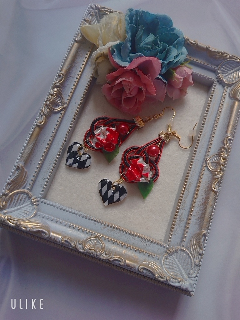 ツイステ ハーツラビュル イメージピアス