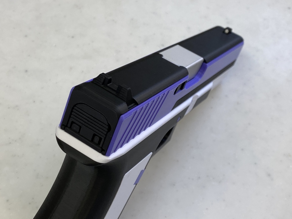 第17号ヴァルキューレ制式拳銃/カンナ固有武器【完成品】