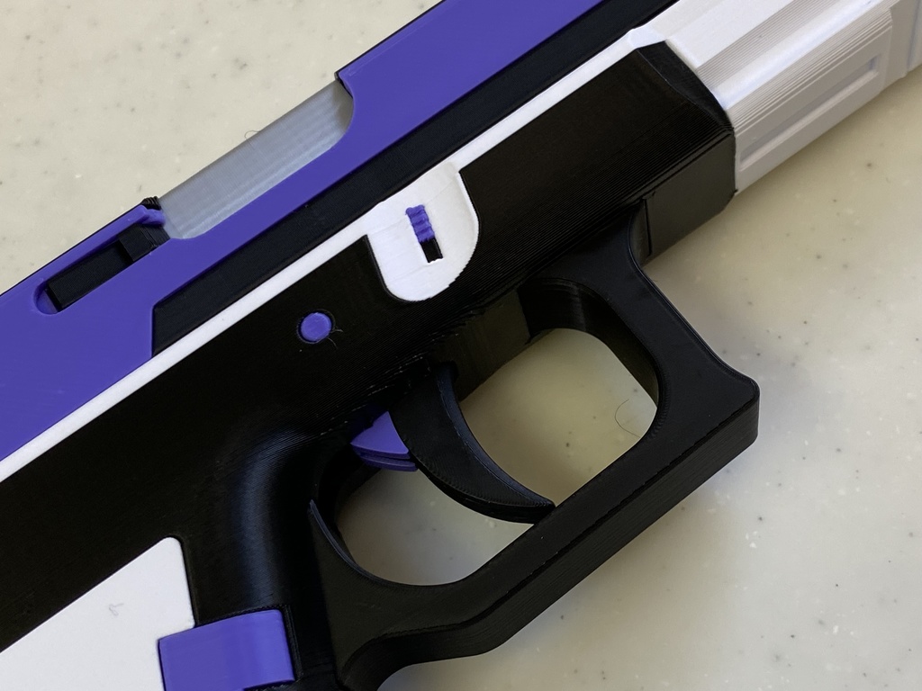 第17号ヴァルキューレ制式拳銃/カンナ固有武器【完成品】