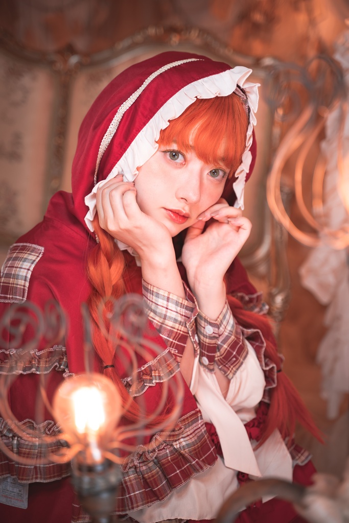【新刊】Little Red Riding Hood.