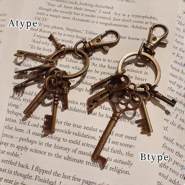 アンティーク調鍵チャーム キーホルダー じゃら付け