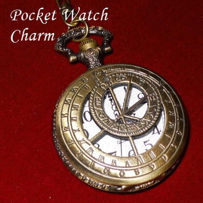 【再入荷】懐中時計 キーホルダー 羅針盤 アンティーク調 レトロ