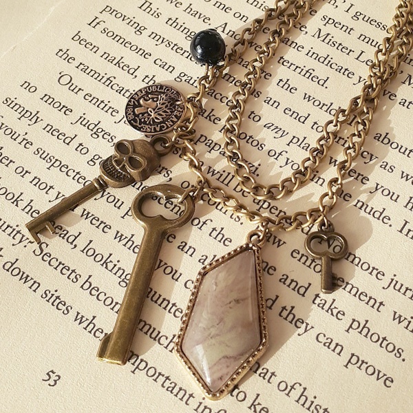 アンティーク調鍵ブレスレット ゴージャス 2連 じゃら付け コイン