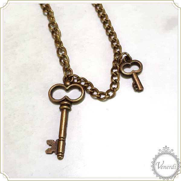 アンティーク調鍵ブレスレット シンプル ドール用アクセサリーにも