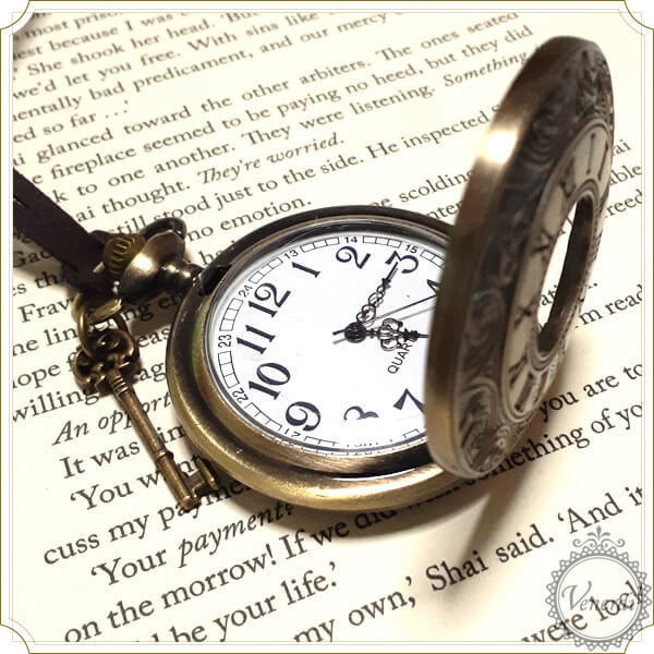 【再入荷】懐中時計 スエード紐ネックレス ローマ数字