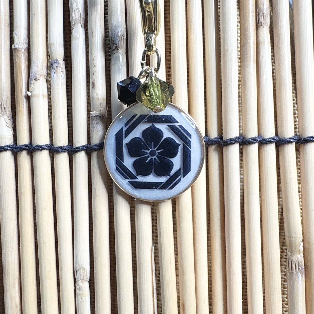 ❀刀剣乱舞 篭手切江 miniチャーム