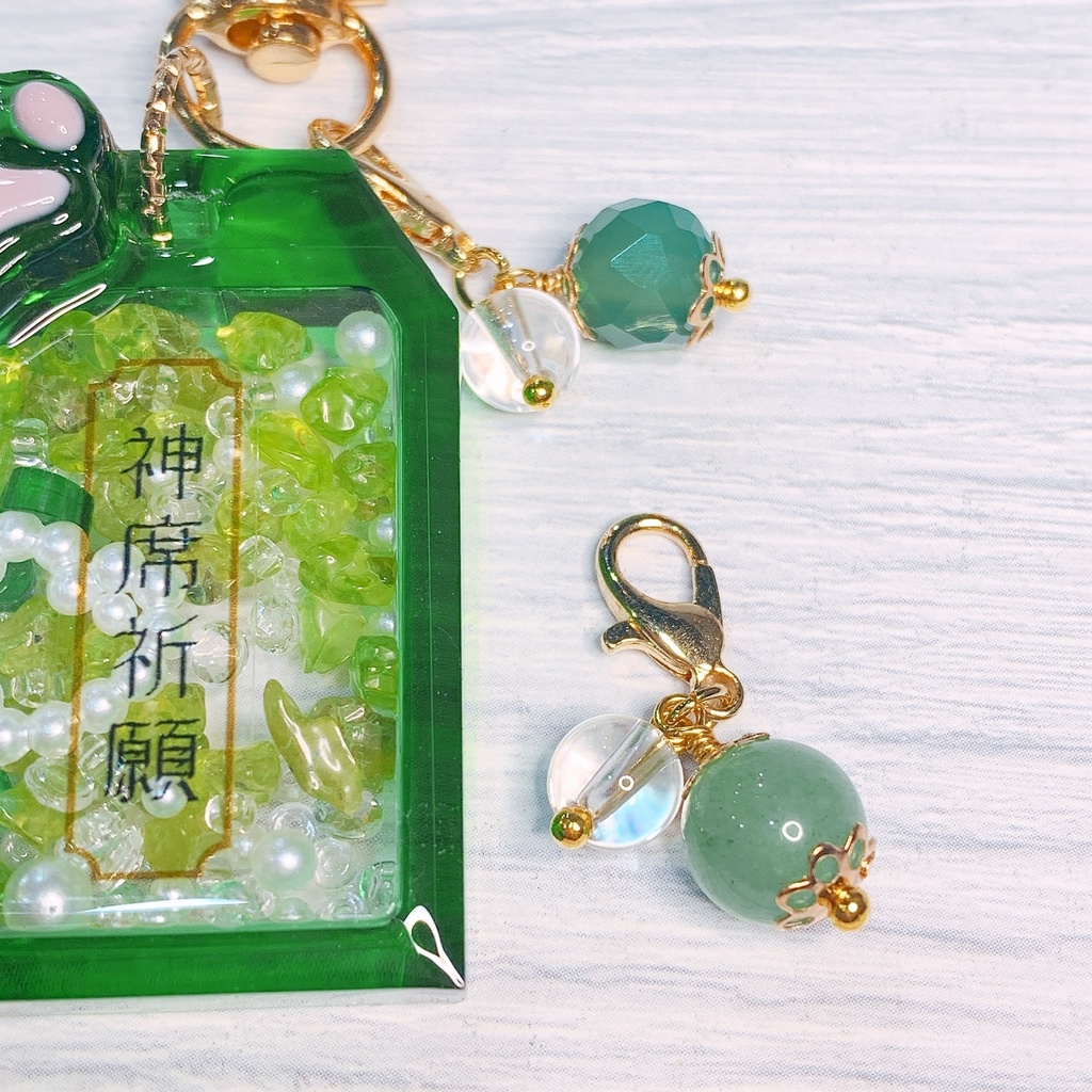推しカラー シェイカー お守り 天然石チャーム付 【神席祈願】 キーホルダー ⑥緑 グリーン