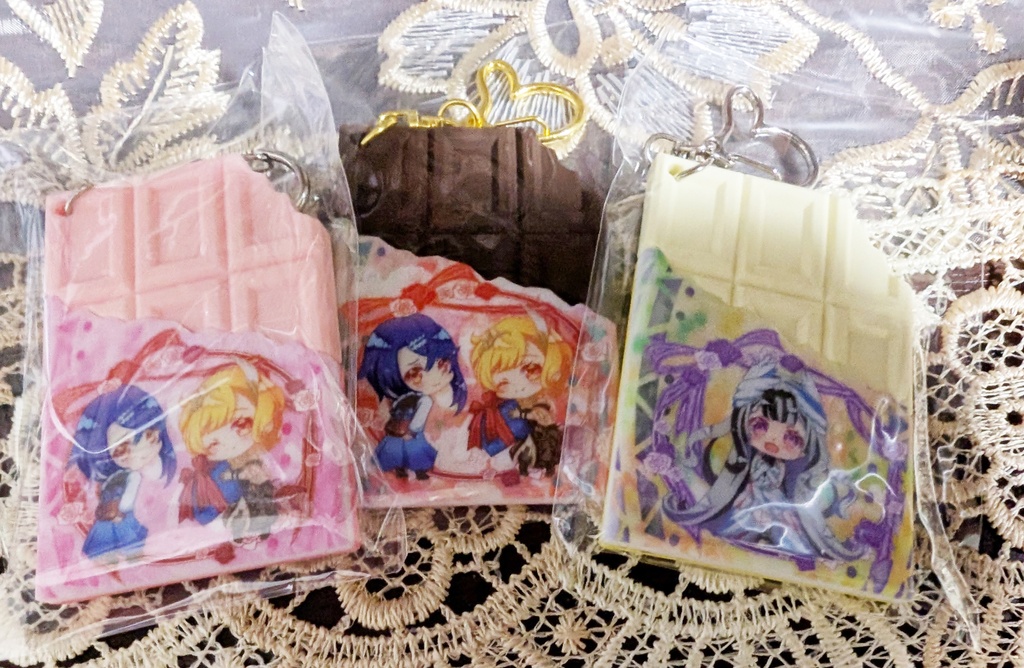 エンゲージ板チョコラバーキーホルダー