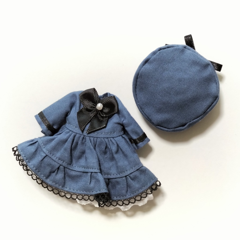 オビツ11 リボンワンピースドレス(ねんどろいどどーるヘッド)