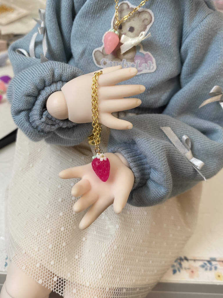 ストロベリーペンダント