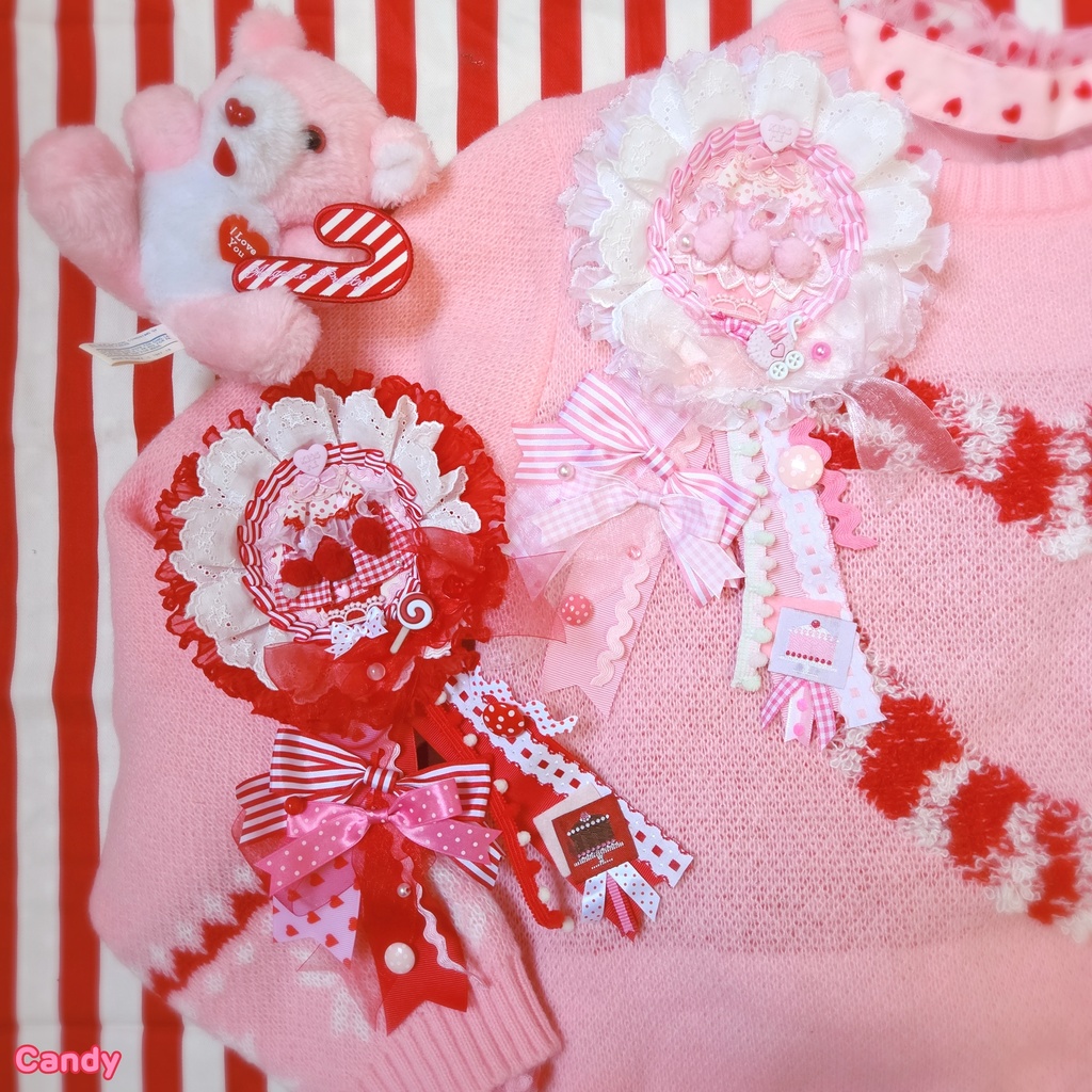 Sugary Christmas Tree Rosette Brooch ②