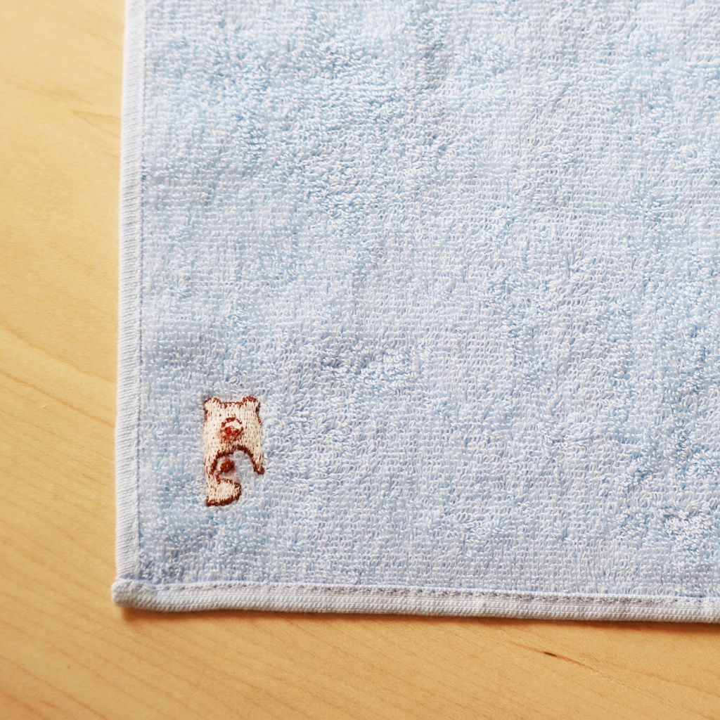 くまとねこの刺繍タオルハンカチ