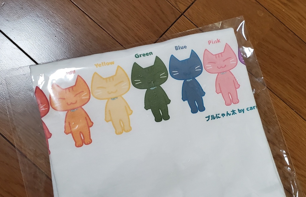 プルにゃん太Tシャツ【レインボー】