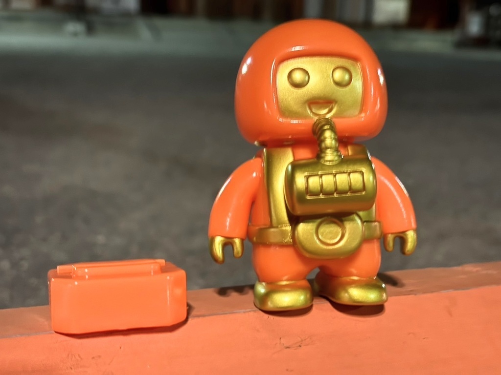 ゴールデンさっくん　メインカラーバージョン　カセットは『さっくんの大冒険』ｖｅｒ．