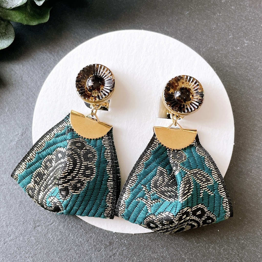 akabane イメージイヤリング