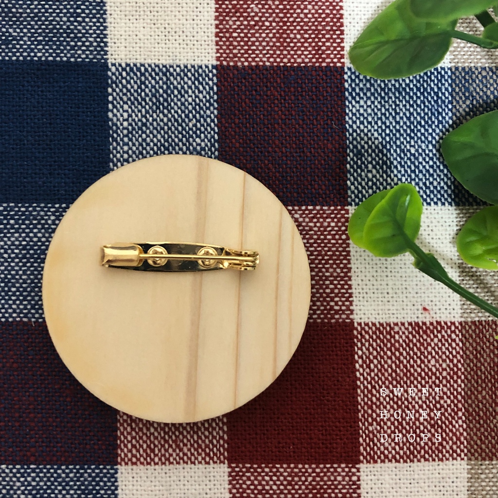 ウッドプレート風ブローチ*文鳥とチョコレートケーキ*