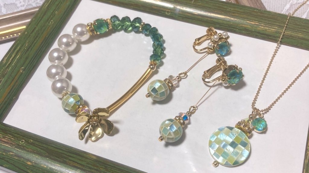 【イヤリング、ブレスレット、ネックレス】江(〜稲葉江まで)