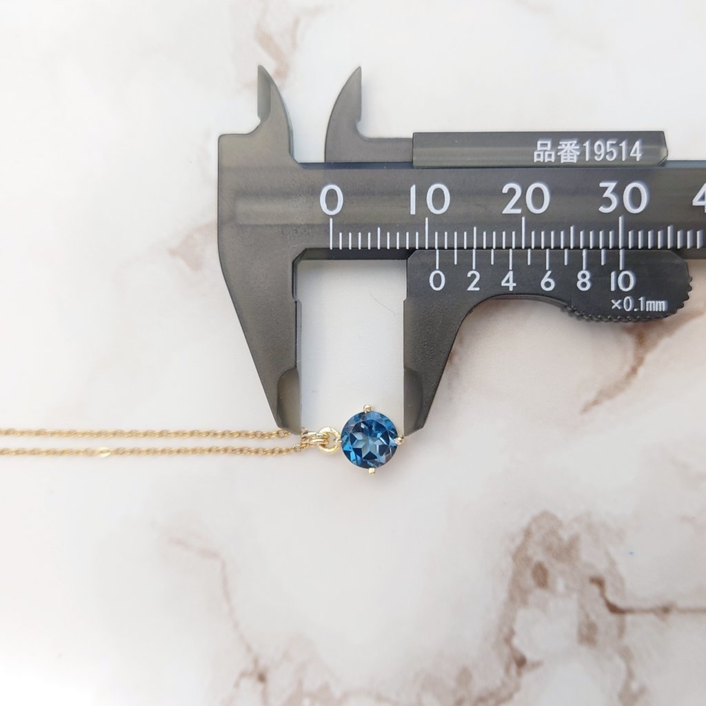 ネックレス+ピアス【恋する瞳】