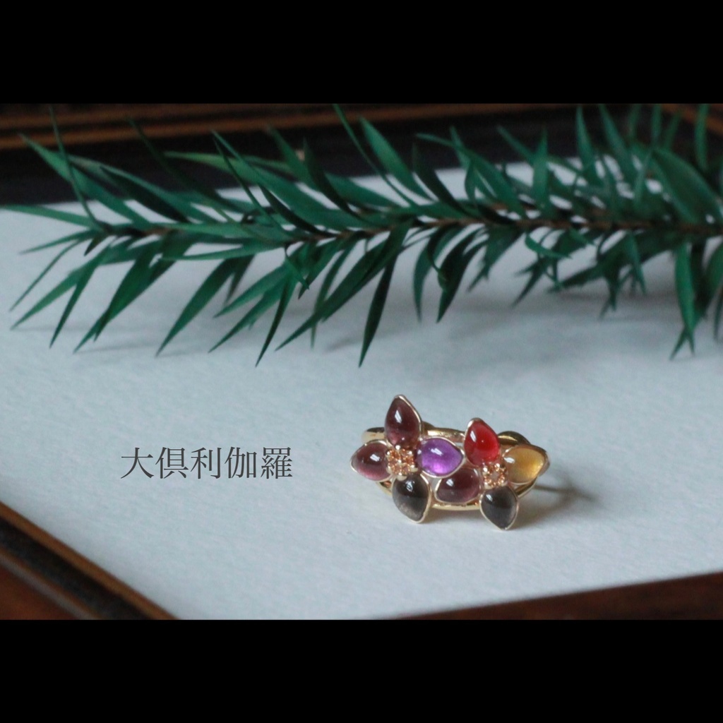 刀を恋う花 イヤーカフ