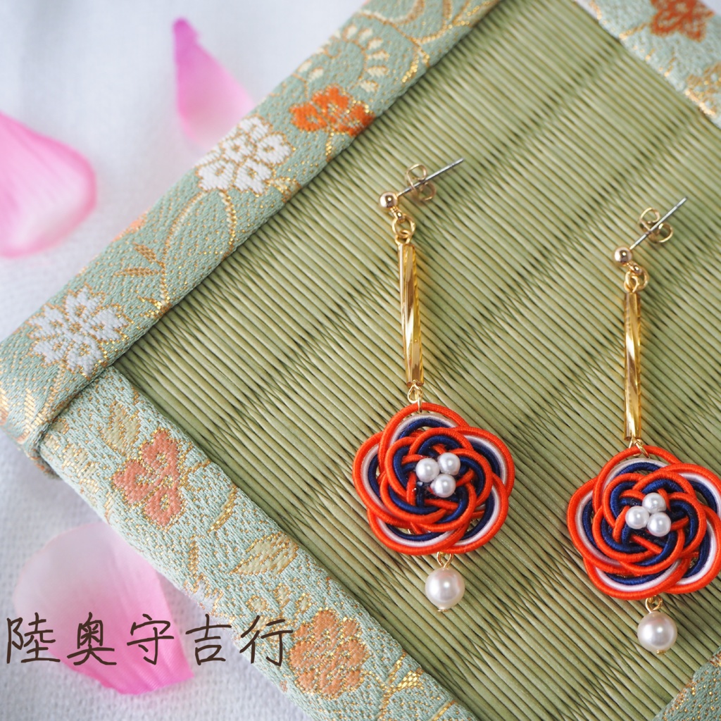 刀剣男士イメージ水引ピアス・イヤリング《花結-はなむすび- 》