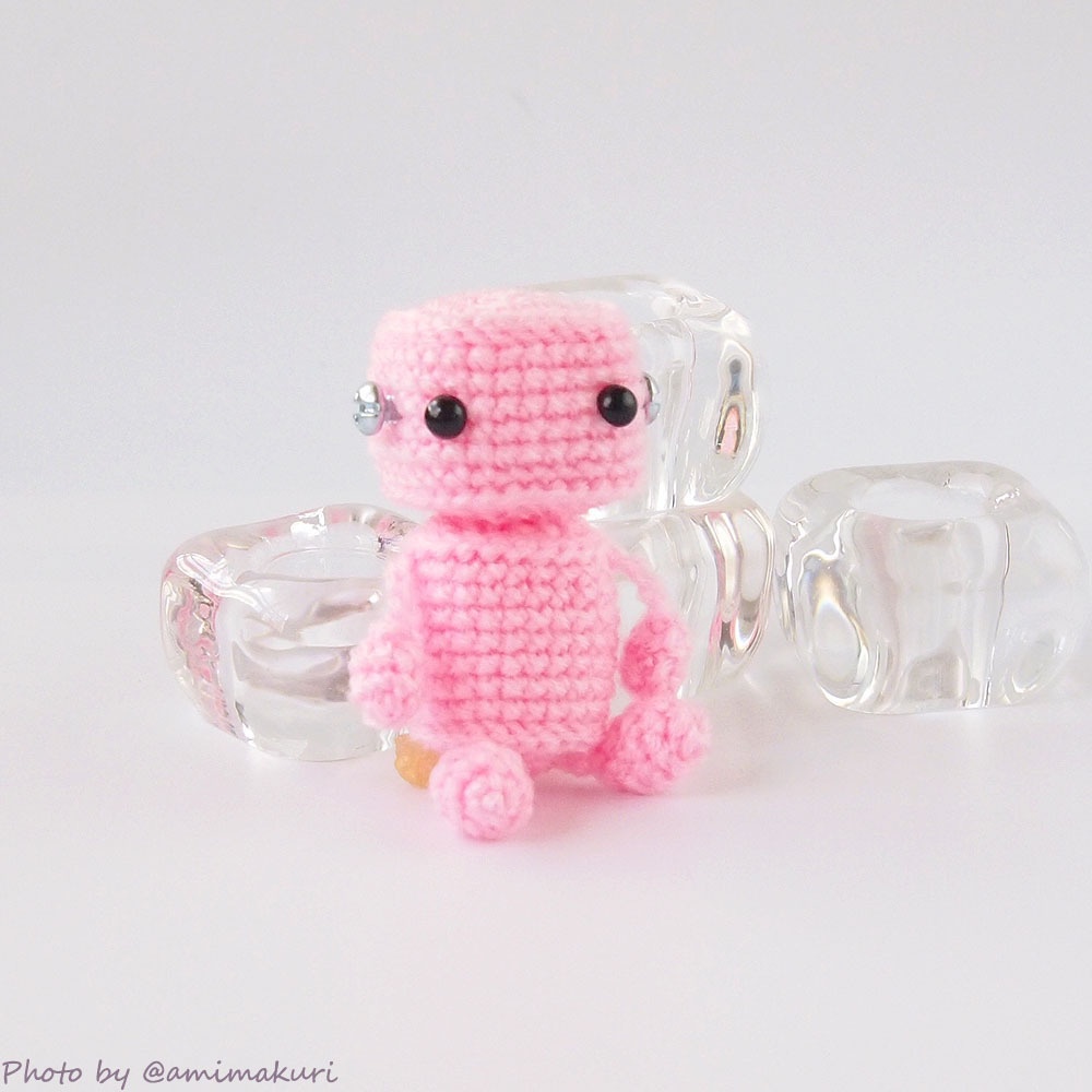 ロボットみたいなあみぐるみ:ロボボくん
