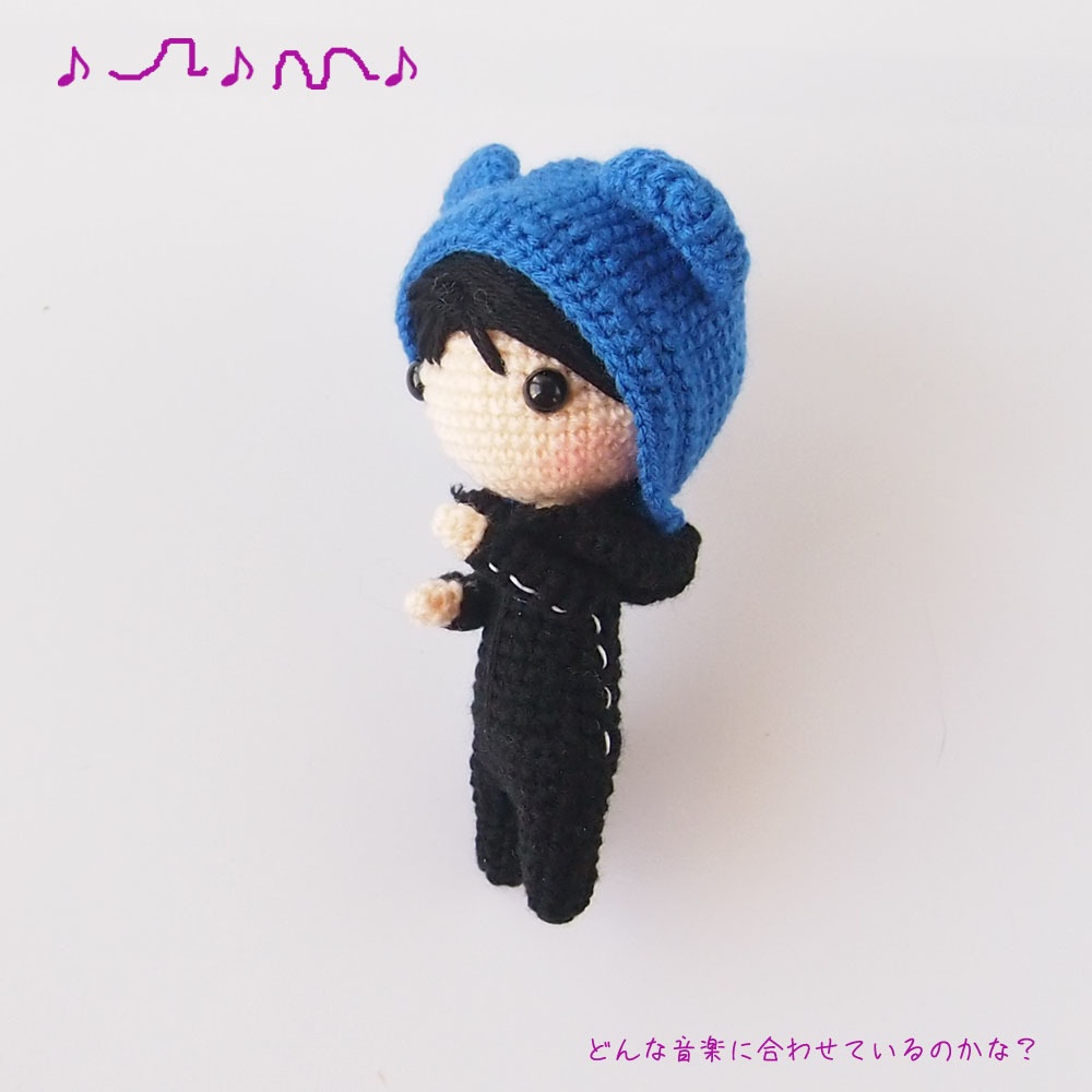 あみあみドール:フード付き黒ジャージ姿のボーイ