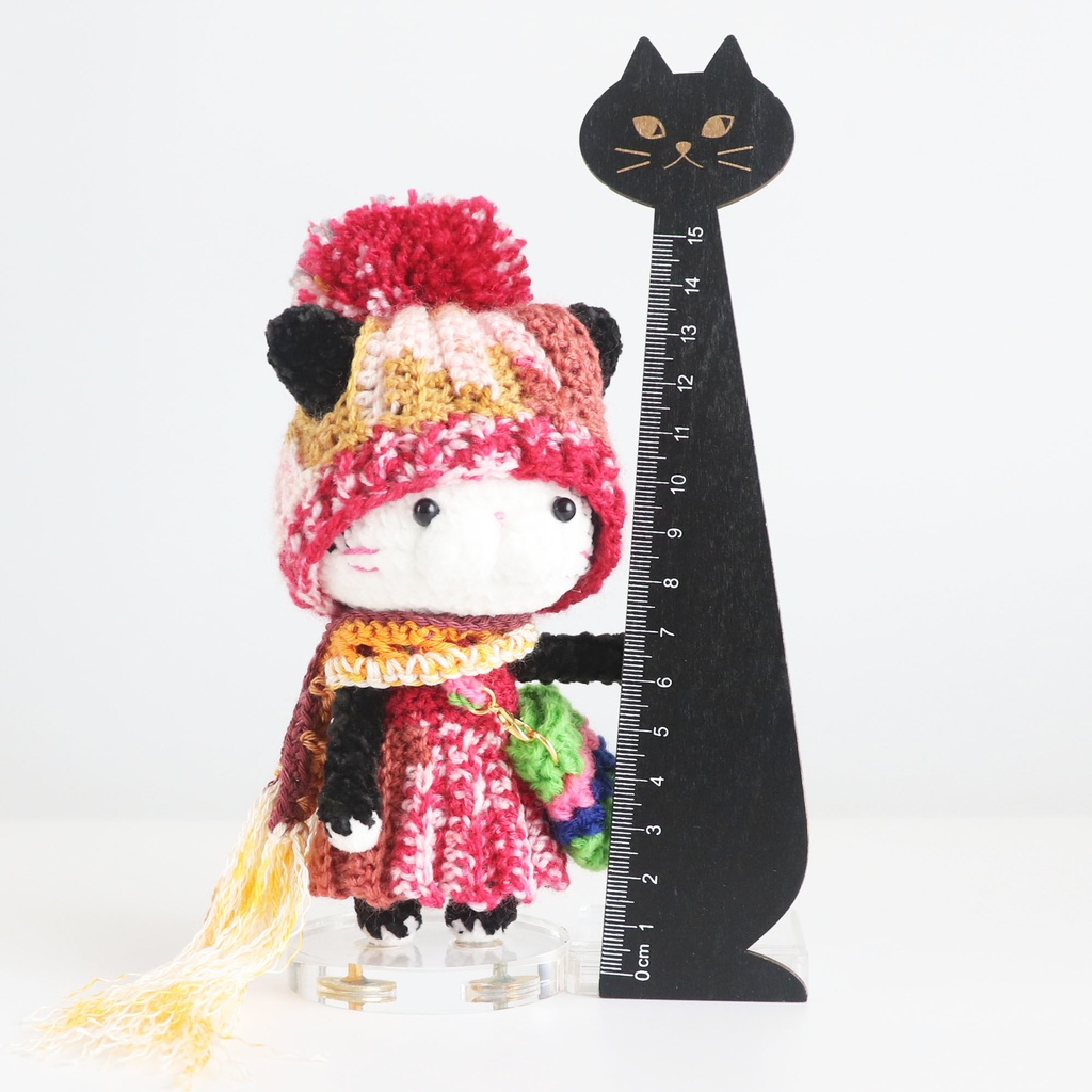 あみあみにゃんこのぷりんちゃん:モールヤーン毛糸でのもっぷりっこ