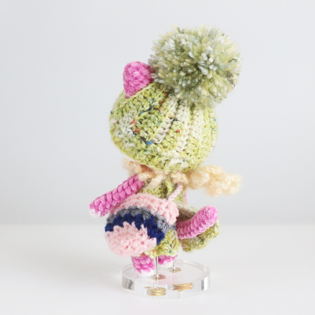 あみあみにゃんこのぷりんちゃん:モールヤーン毛糸でのもっぷりっこ