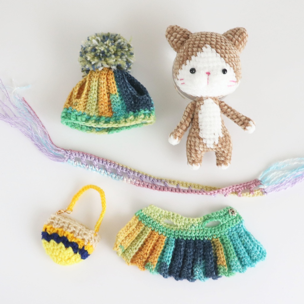 あみあみにゃんこのぷりんちゃん:モールヤーン毛糸でのもっぷりっこ