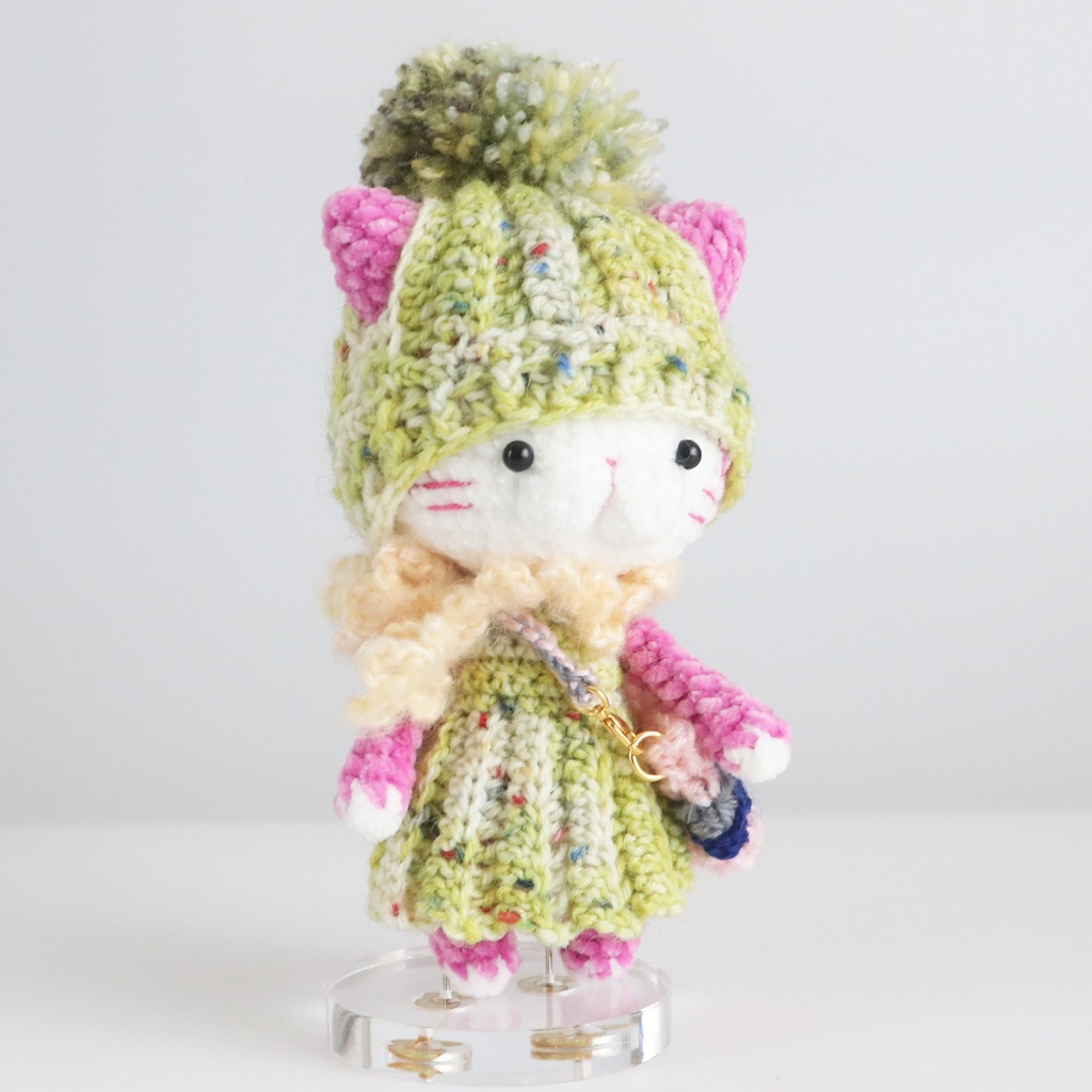 あみあみにゃんこのぷりんちゃん:モールヤーン毛糸でのもっぷりっこ