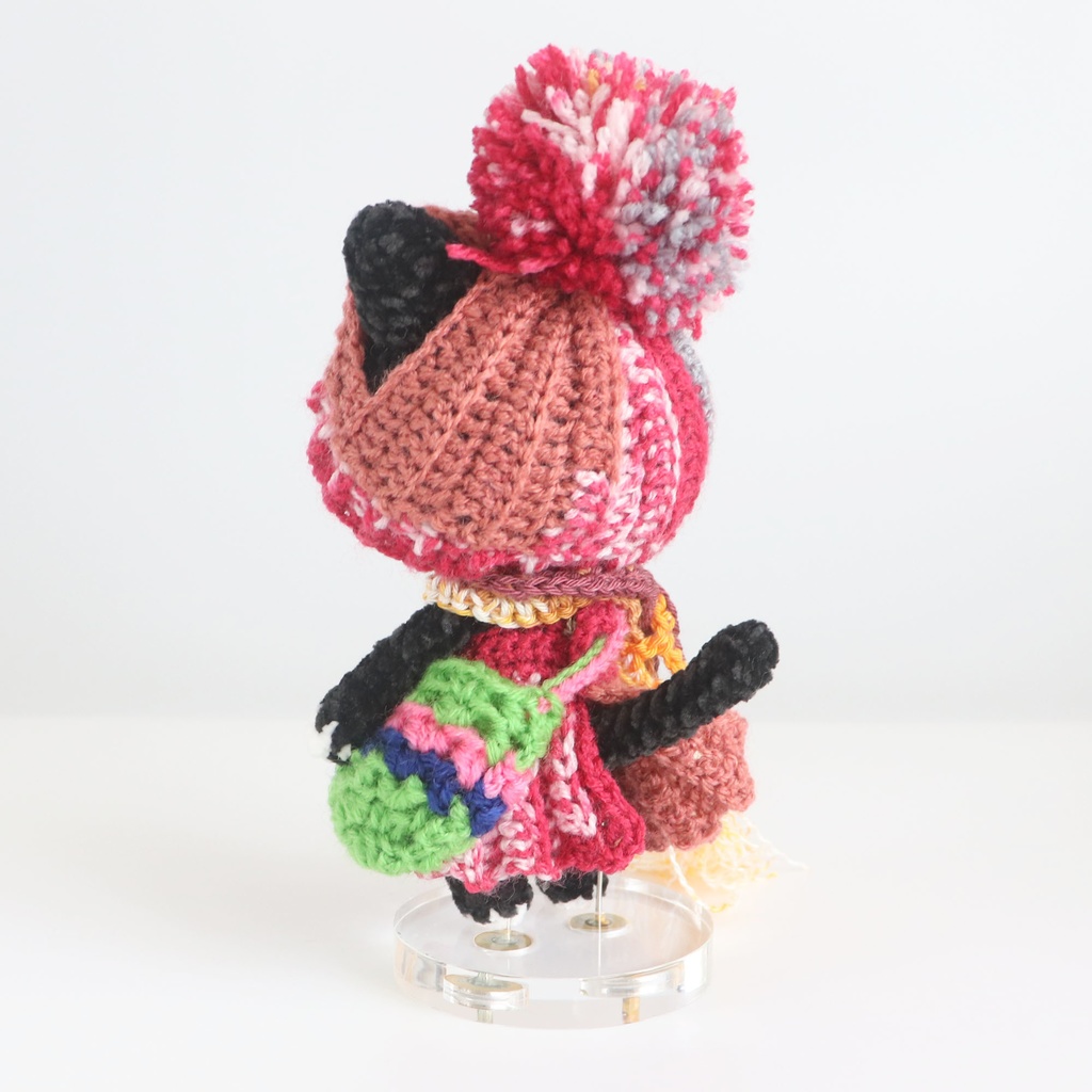 あみあみにゃんこのぷりんちゃん:モールヤーン毛糸でのもっぷりっこ